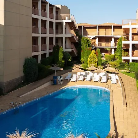 частен в затворен комплекс * Sinemoretz