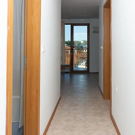 частен в затворен комплекс Apartamento *